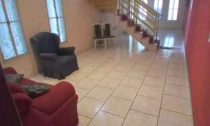 Casa com 4 quartos à venda na Vila Vianelo, Jundiaí 