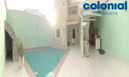 SOBRADO COM 5 DORMITÓRIOS/3 SUÍTES, PISCINA E SALÃO DE JOGOS.
