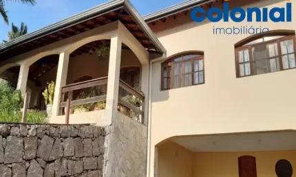EXCELENTE CASA COM 4 QUARTOS SENDO 1 SUÍTE NO PARQUE DA FAZENDA EM  ITATIBA