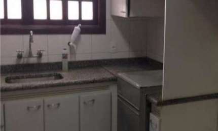 SOBRADO 3 QUARTOS COM SUÍTE PRÓXIMA AO MAXI SHOPPING VILA GALVÃO, JUNDIAÍ
