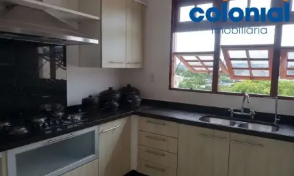 SOBRADO A VENDA COM 3 DORMITÓRIOS SENDO 1 SUÍTE 2 VAGAS DE GARAGEM COBERTA, COM CHURRASQUEIRA E EDÍCULA 207 M² DE CONSTRUÇÃO.PARQUE CIDADE JARDIM, JU