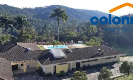 CHÁCARA PERFEITA, AOS PÉS DA SERRA DOS CRISTAIS, COM 4 SUÍTES, PISCINA, TOTALMENTE PLANA EM 11.500M² DE ÁREA, CONDOMÍNIO FECHADO.RECANTO DOS CRISTAIS