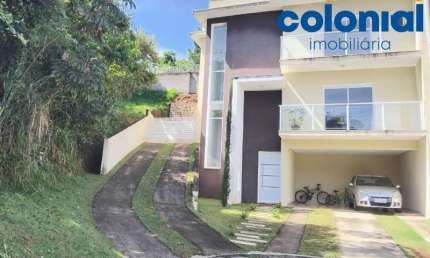SOBRADO COM 3 DORMITÓRIOS, SENDO 1 SUÍTE, PISCINA, EDÍCULA EM CONDOMÍNIO FECHADO.CHÁCARAS ARACARY, VÁRZEA PAULISTA.