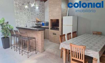 EXCELENTE SOBRADO COM 3 DORMITÓRIOS SENDO 1 SUÍTE, ESCRITÓRIO, ÁREA GOURMET COMPLETA, COM 2 VAGAS DE GARAGEM COBERTA.VILA PROGRESSO, JUNDIAÍ.