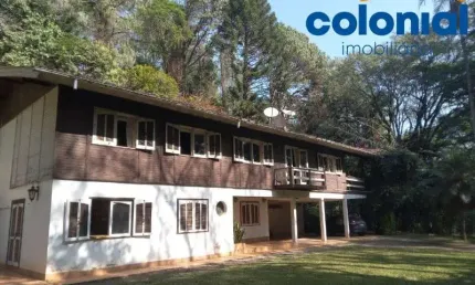 ÓTIMO INVESTIMENTO: SÍTIO COM LAGOS, ÁREA VERDE E CASAS.