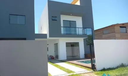 Casa com 3 quartos à venda na Rua Irineu Gonçalves, 1, Ibiraquera, Imbituba por R$ 783.000