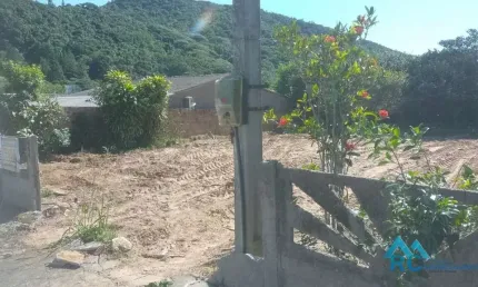 Terreno à venda na Antônio Oleiro, Vila Nova, Imbituba por R$ 250.000