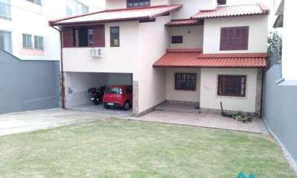 Casa com 5 quartos à venda na Rua Santa Rita de Cássia, 537, Estreito, Florianópolis por R$ 945.000