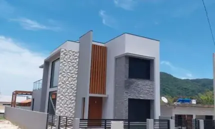 Casa com 3 quartos à venda na Rua Osório Pio do Nascimento, 01, Siriú, Garopaba por R$ 1.850.000