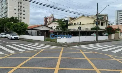 Terreno à venda na Rua Vereador Batista Pereira, 1, Estreito, Florianópolis por R$ 2.300.000