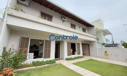 Casa com 4 quartos à venda na Rua Antônio Mattos Areas, 584, Estreito, Florianópolis por R$ 1.600.000