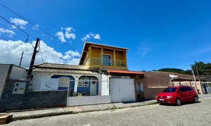 Casa com 7 quartos à venda na Margarida Alves de Souza, 197, Forquilhinhas, São José por R$ 1.600.000