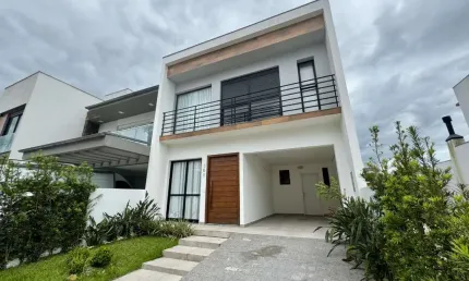 Casa em condomínio fechado com 3 quartos à venda na Avenida Wilson Castelo Branco, 376, Deltaville, Biguaçu por R$ 980.000