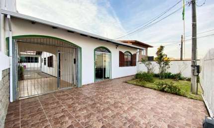 Casa com 5 quartos à venda na Rua João Sandim, 556, Ipiranga, São José por R$ 900.000