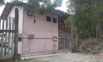 Casa com 2 quartos à venda na Rua Carlito Farias, 23, Praia de Fora, Palhoça por R$ 799.000