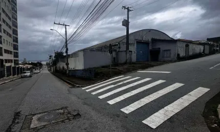 Barracão / Galpão / Depósito à venda na Coqueiros, 96, Bela Vista, São José por R$ 5.000.000