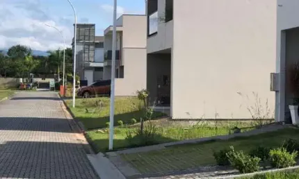 Terreno em condomínio fechado à venda na avenida wilson castelo branco, 700, deltaville, biguaçu por r$ 230.000