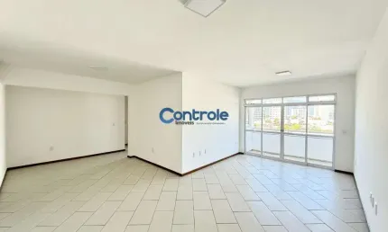 Apartamento com 3 quartos à venda na Avenida Barão do Rio Branco, 586, Centro, Palhoça por R$ 729.000