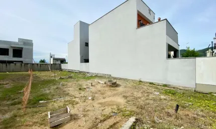Terreno em condomínio fechado à venda na avenida deltaville, 150, deltaville, biguaçu por r$ 329.000