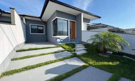 Casa com 2 quartos à venda na Rua Juruva, 47, Bela Vista, Palhoça por R$ 335.000