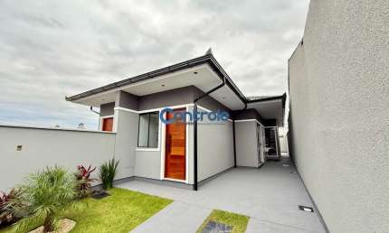 Casa com 2 quartos à venda na Rua Tangará, 11, Forquilhas, São José por R$ 395.000