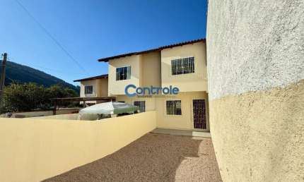 Casa com 2 quartos à venda na Rua Do Arco íris, 203, Potecas, São José por R$ 298.000