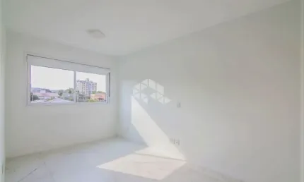 2 dormitórios suíte, desocupado 1 garagem Infra completa próximo ao  Zaffari da Otto .