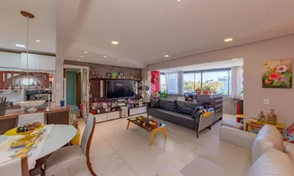 APARTAMENTO 3 DORMITÓRIOS COM SUÍTE, VISTA PARA O GUAÍBA NO CRISTAL.