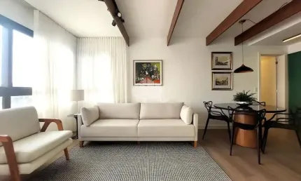 Apartamento 2 suítes, mobiliado, com duas vagas, no bairro Menino Deus.