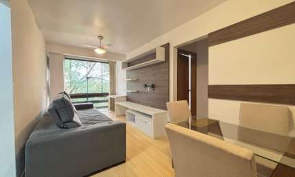 Apartamento com 2 quartos para alugar na Rua Sepé Tiaraju, 488, Medianeira, Porto Alegre