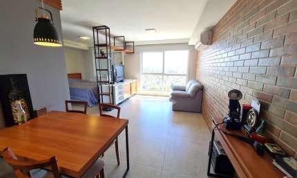 Loft, totalmente mobiliado para alugar no bairro Petrópolis