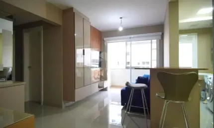 Apartamento Mobiliado para alugar no bairro Jardim Carvalho em Porto Alegre.