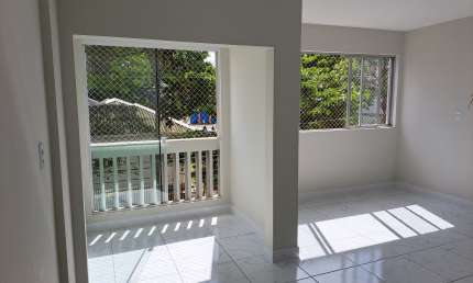 Ótimo apartamento 97m2, 3 quartos (1 suíte), amplo e reformado, com excelente localização! Desconto de R$ 49 mil no preço original!