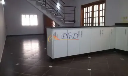 Sobrado à venda no Jd. Itália - Várzea Paulista (SP)