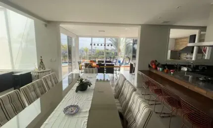 Belissima casa a Venda no condominio Portal da Colina