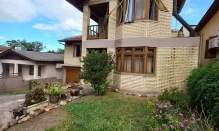 Casa com 3 quartos à venda no Centro, Viamão 