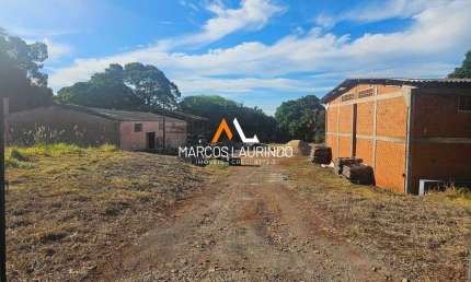 Casa comercial à venda no Cilo 3, Londrina 
