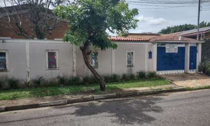 Casa com 4 quartos para alugar no Loteamento Jardim Morumbi, Atibaia 