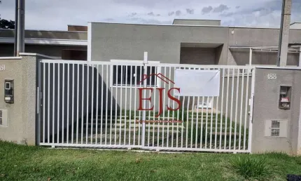 Casa térrea a venda em Piracaia, rua sem saída ao lado do Bosque da cidade