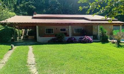 Chácara pra fins comercial ou moradia lazer completa