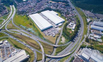 Galpão Logístico 10.497m² l10 docas Embu das Artes Distribution Center Rodoanel