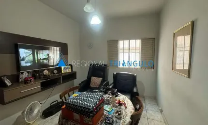 Apartamento à venda, 3 quartos, 1 suíte, 1 vaga, Mercês - Uberaba/MG