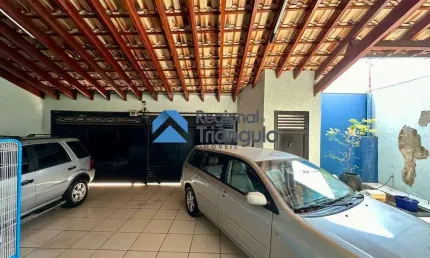 Casa com 3 quartos à venda no Jardim Espírito Santo, Uberaba 