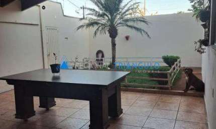 Casa com 3 quartos à venda no Lourdes, Uberaba 
