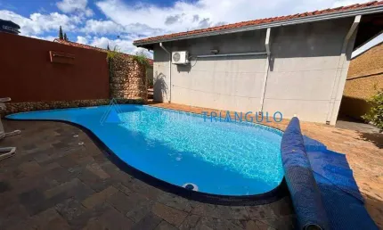Casa à venda no Jardim São Bento, Uberaba 
