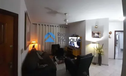 Casa à venda, 3 quartos, 1 suíte, 2 vagas, Mercês - Uberaba/MG