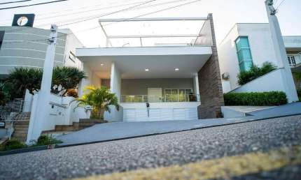 Casa à venda, 3 quartos, 3 suítes, 4 vagas, Itapeva - Votorantim/SP