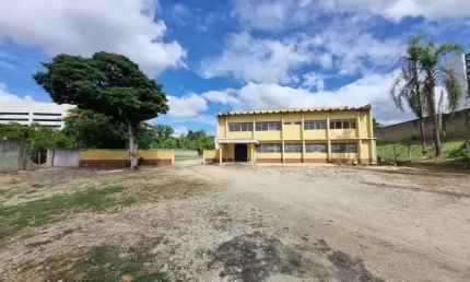 Ótimo imóvel comercial/industrial para locação em sorocaba!