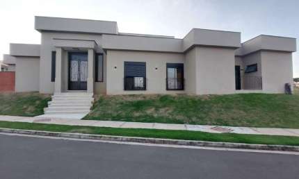Casa à venda, 5 quartos, 4 suítes, Jardim Emília - Sorocaba/SP