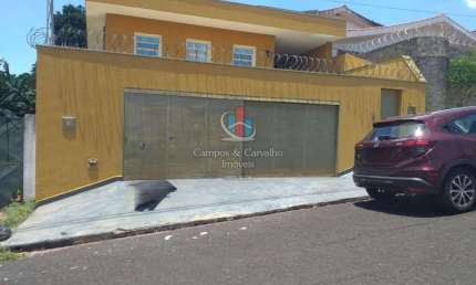 Casa no Alto da Boa Vista com 3 quartos com armarios embutidos, sendo 1 suite
